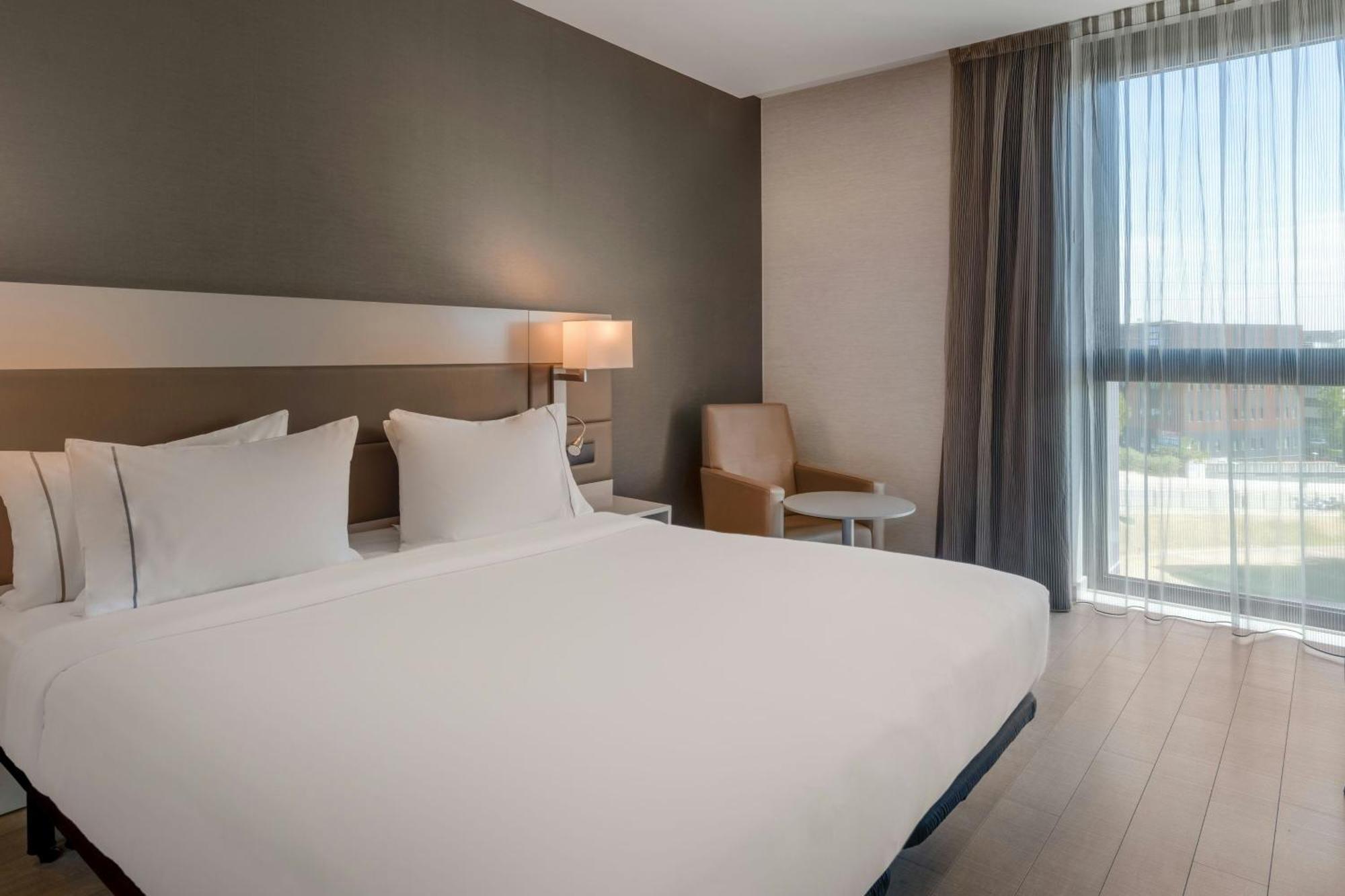 סנט קוגאט דל ואייס Ac Hotel San Cugat By Marriott מראה חיצוני תמונה