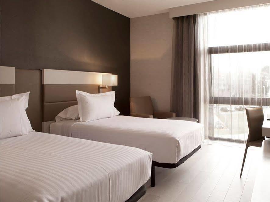 סנט קוגאט דל ואייס Ac Hotel San Cugat By Marriott מראה חיצוני תמונה
